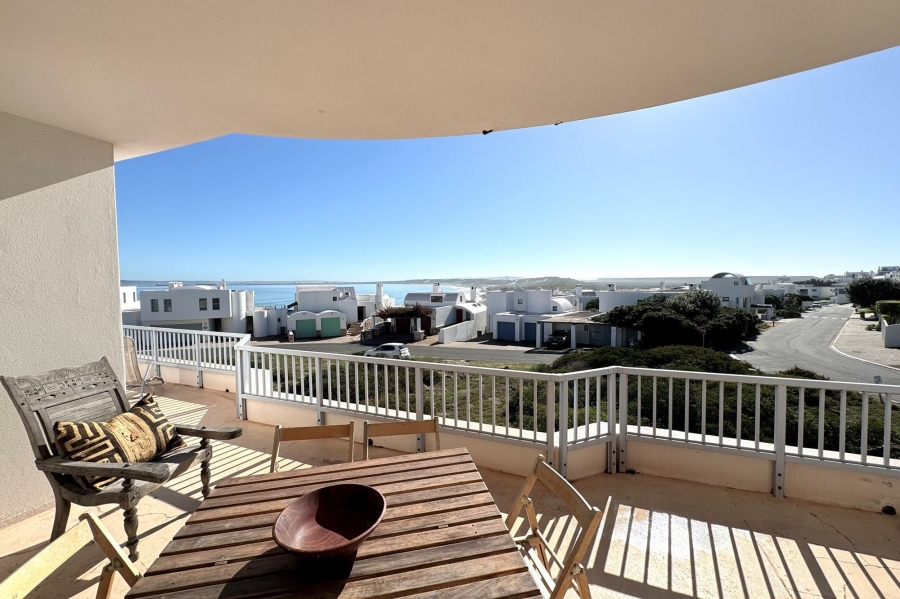 6 Bedroom Property for Sale in Paradise Beach Western Cape